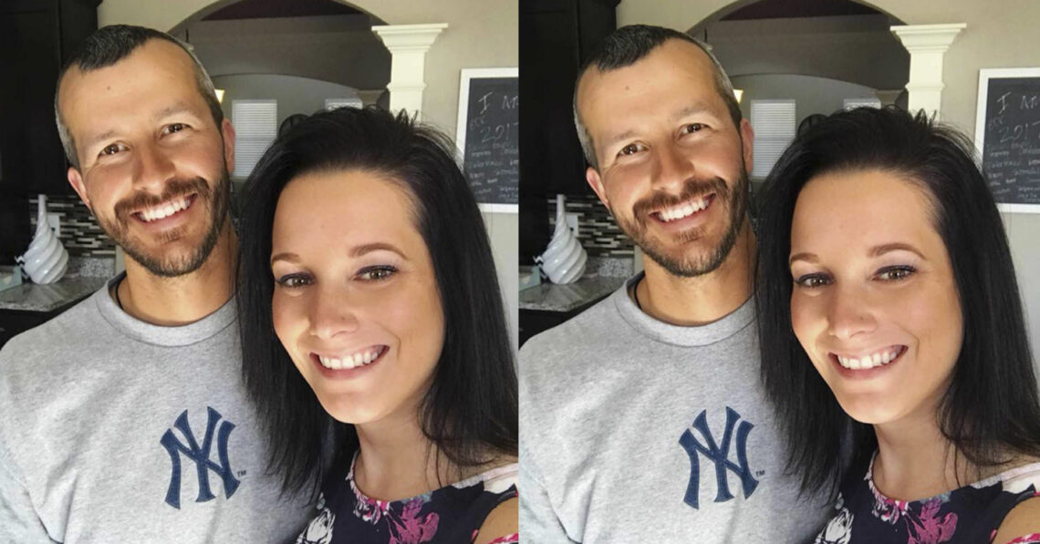 pictured above Chris and Shanann Watts smile
